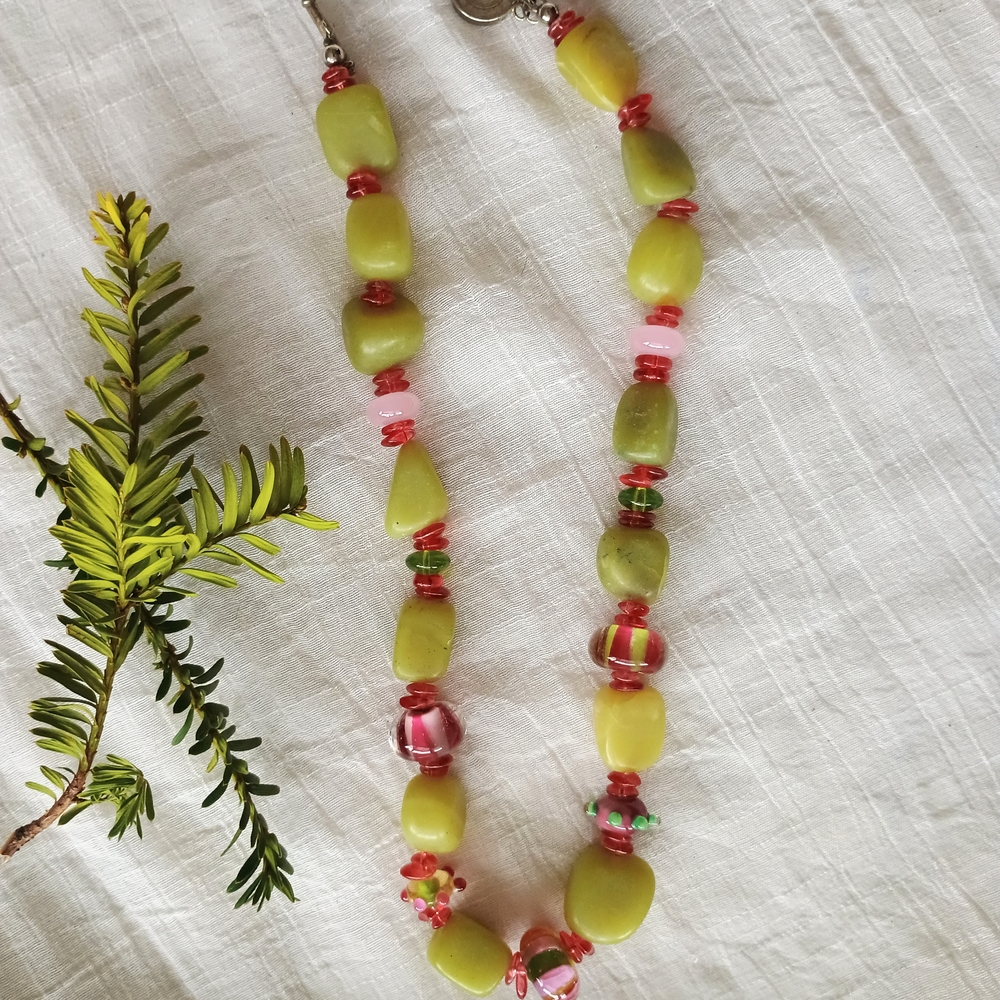 🐞 ARTISAN 🐞 Y2K Serpentine Jade & handblown lampwork glass statement necklace